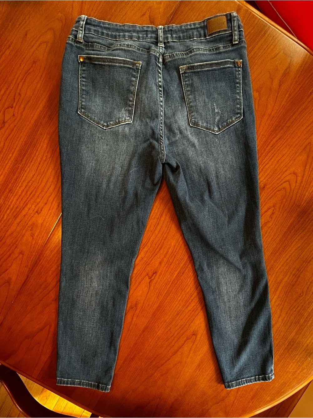 Women’s Judy Blue Relaxed Fit Jeans - Size 32 - Picture 7 of 12